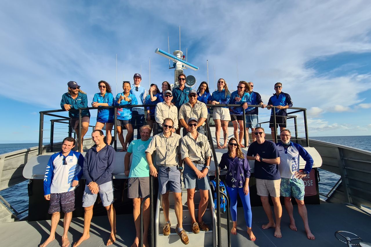 The team who came together to test new COTS detection methods during 11 days at sea.