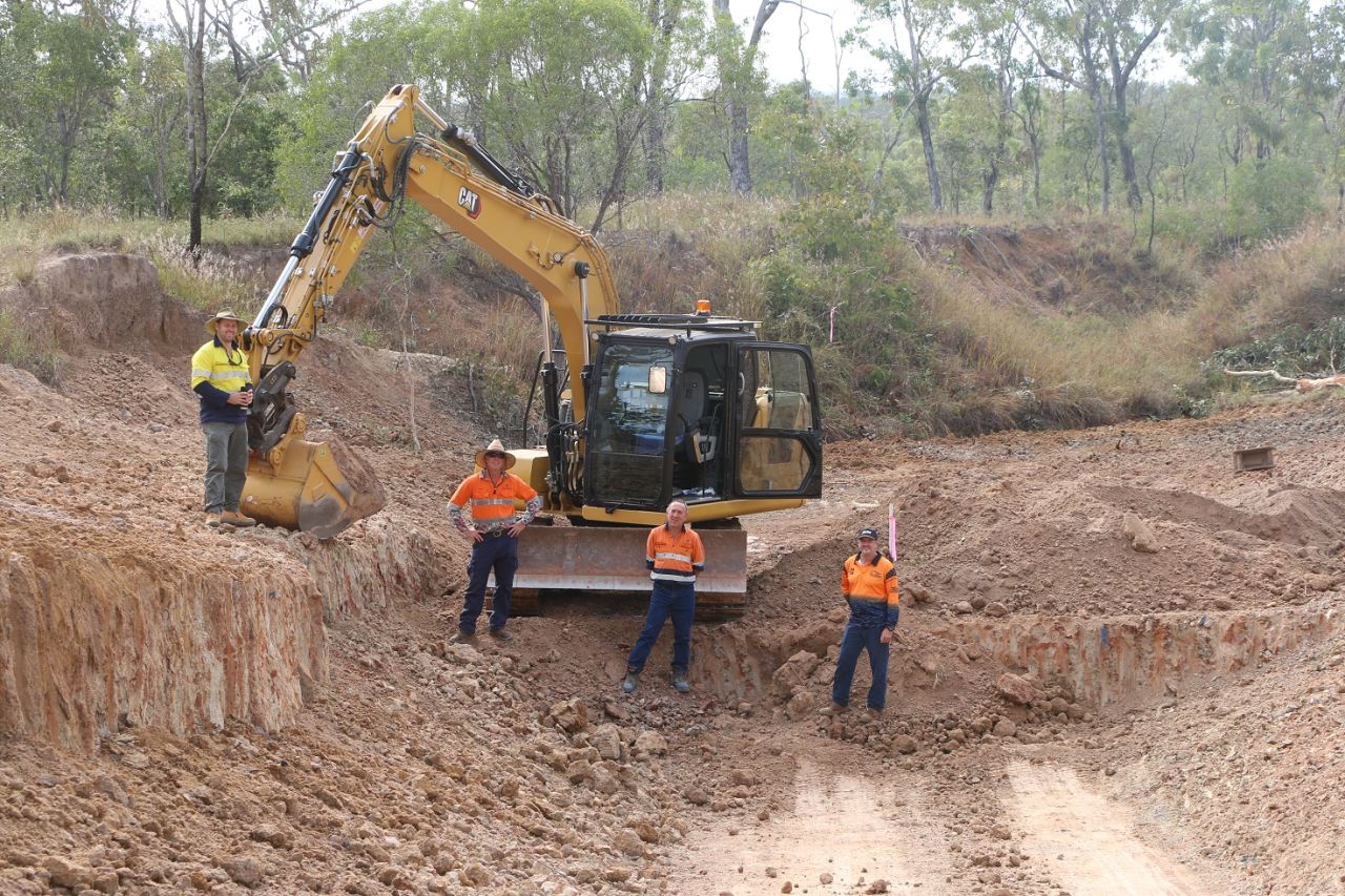 Gully remediation construction commences on Woodleigh station. Rock chute construction: (L-R) Terrain NRM’s Duncan Buckle with John Drysdale, Shane Walton, and Wayne MacDonald. Credit: Terrain NRM