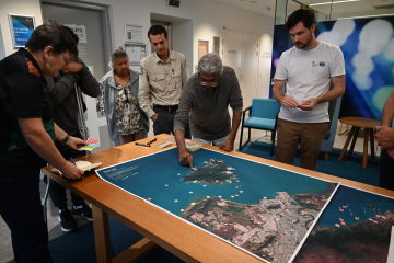 Traditional Owners mapping plans on Magnetic Island - Yunbenun.